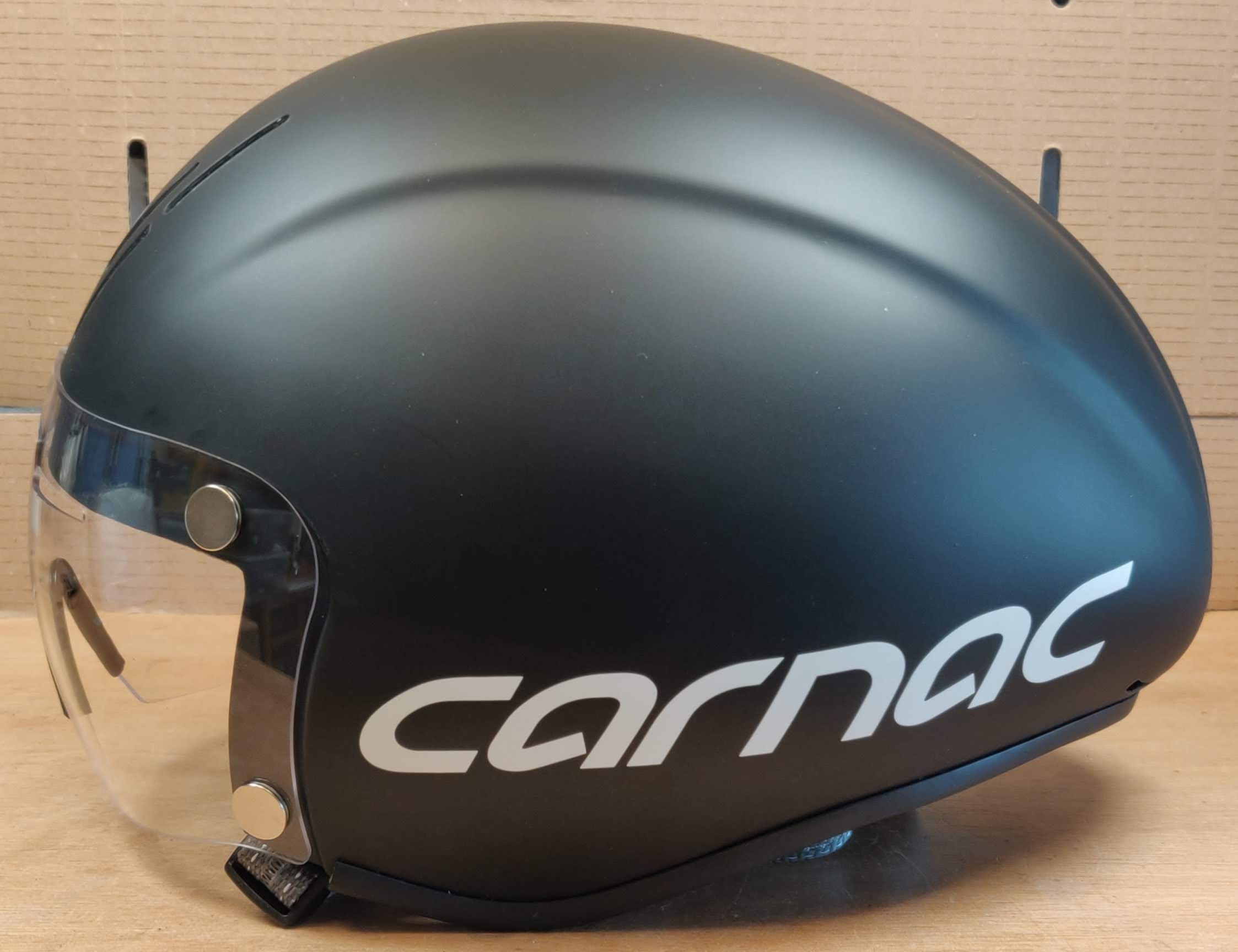 Carnac Kronus time trial helmet side view